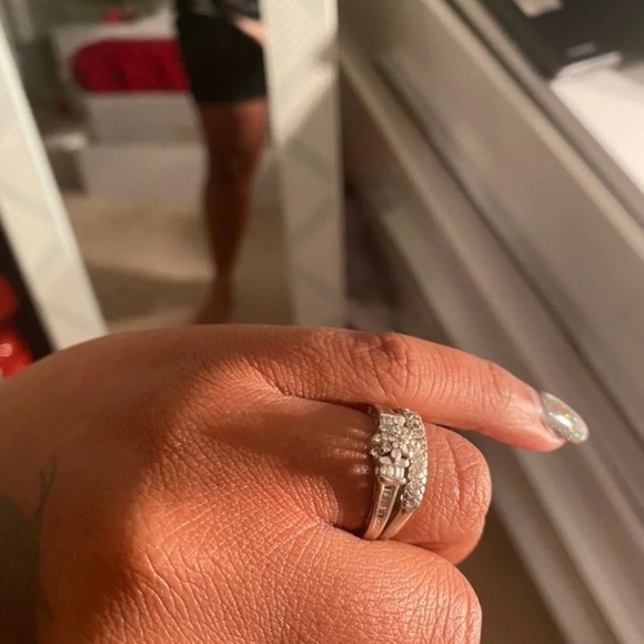 10k White gold ring - Picture 2 of 7